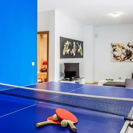 Villa In Playa Blanca Sleeps 8 Includes Swimming Pool Air Con And Wifi 9 1 *